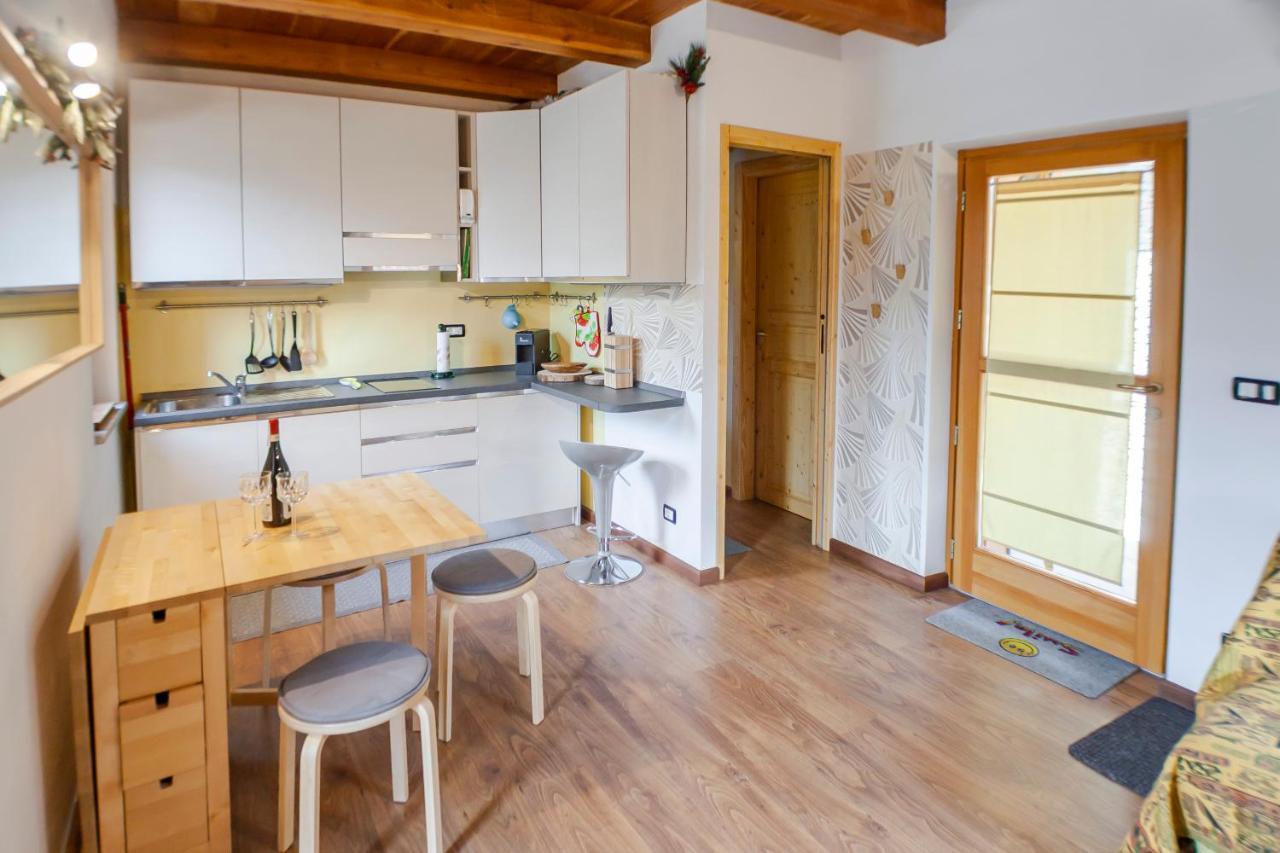 Allo Villo Lovely Apartment Ostana Exterior foto