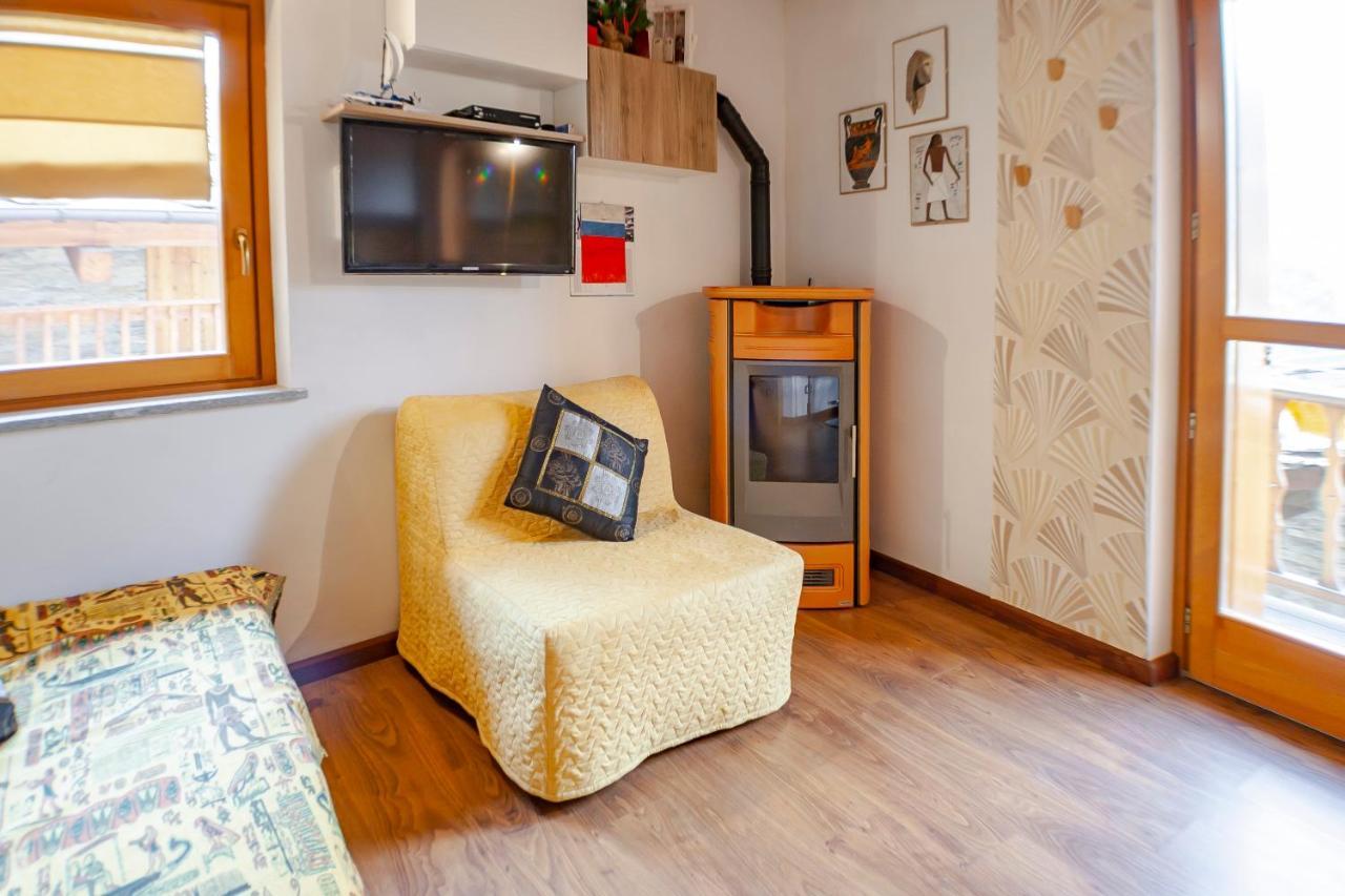 Allo Villo Lovely Apartment Ostana Exterior foto